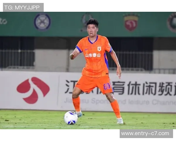 记者揭露球员挖掘乱象多队争抢鲁能足校新星并寻求分成利益